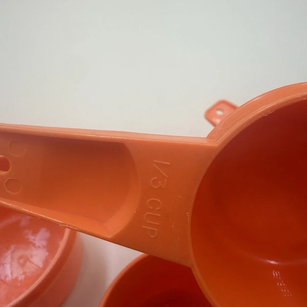 Vintage Tupperware Measuring Cups Set of 4 Missing 1 Cup Orange Retro Kitchen